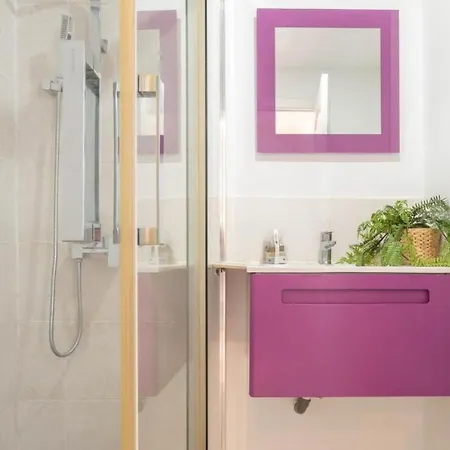 Apartman Flores *