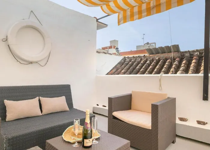 Flores Apartment Estepona